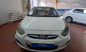 Hyundai Accent 2013 года за 3 500 000 тг. в Астана фото 2