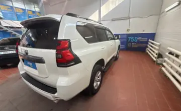 Toyota Land Cruiser Prado 2023 года за 27 000 000 тг. в Астана