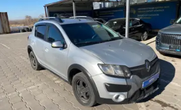 Renault Sandero 2018 года за 4 500 000 тг. в Караганда фото 3