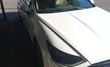 Hyundai Sonata 2022 года за 13 000 000 тг. в Алматы фото 3