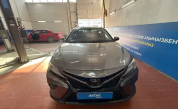 Toyota Camry 2020 года за 11 000 000 тг. в Астана фото 2