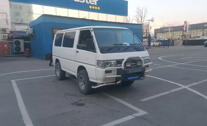 Mitsubishi Delica 1995 года за 2 000 000 тг. в Алматы фото 2