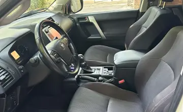 Toyota Land Cruiser Prado 2018 года за 23 000 000 тг. в Алматы фото 4