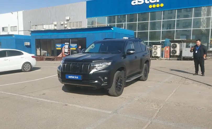 Toyota Land Cruiser Prado 2021 года за 27 000 000 тг. в Алматы