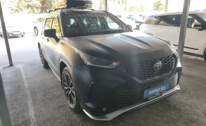 Toyota Highlander 2023 года за 18 500 000 тг. в Алматы фото 3