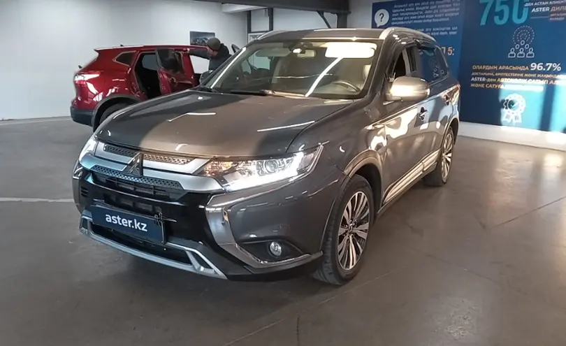 Mitsubishi Outlander 2020 года за 10 100 000 тг. в Астана