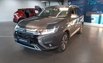 Mitsubishi Outlander 2020 года за 10 100 000 тг. в Астана фото 1