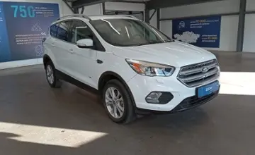 Ford Kuga 2017 года за 7 300 000 тг. в Астана фото 2
