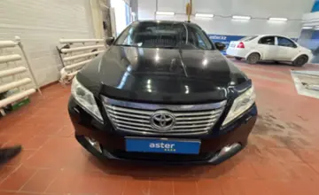 Toyota Camry 2014 года за 9 000 000 тг. в Астана фото 2