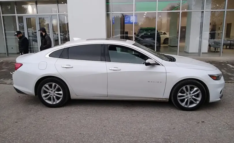 Chevrolet Malibu 2018 года за 8 000 000 тг. в Актобе фото 4