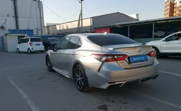 Toyota Camry 2022 года за 12 500 000 тг. в Шымкент фото 4