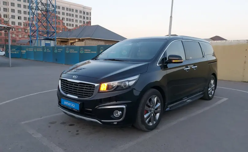 Kia Carnival 2017 года за 13 000 000 тг. в Шымкент