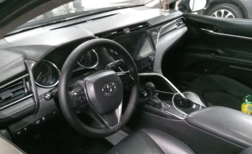 Toyota Camry 2019 года за 11 500 000 тг. в Астана фото 5