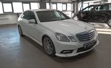 Mercedes-Benz E-Класс 2011 года за 6 050 000 тг. в Астана фото 2
