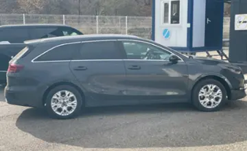 Kia Ceed SW 2022 года за 8 300 000 тг. в Усть-Каменогорск фото 4