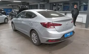 Hyundai Elantra 2019 года за 8 200 000 тг. в Астана фото 4
