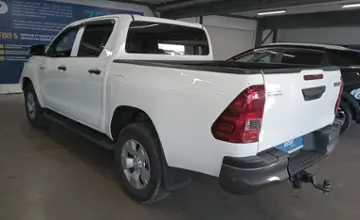 Toyota Hilux 2018 года за 16 000 000 тг. в Астана фото 4