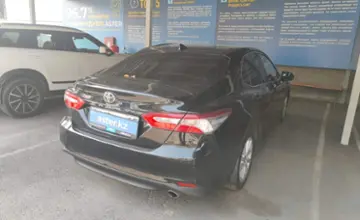 Toyota Camry 2021 года за 16 000 000 тг. в Алматы