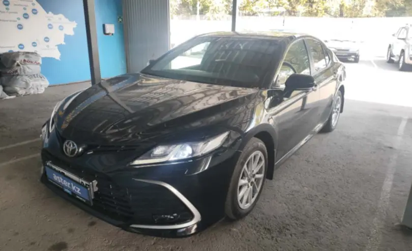 Toyota Camry 2021 года за 16 000 000 тг. в Алматы
