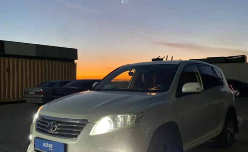 Toyota RAV4 2012 года за 8 000 000 тг. в Караганда