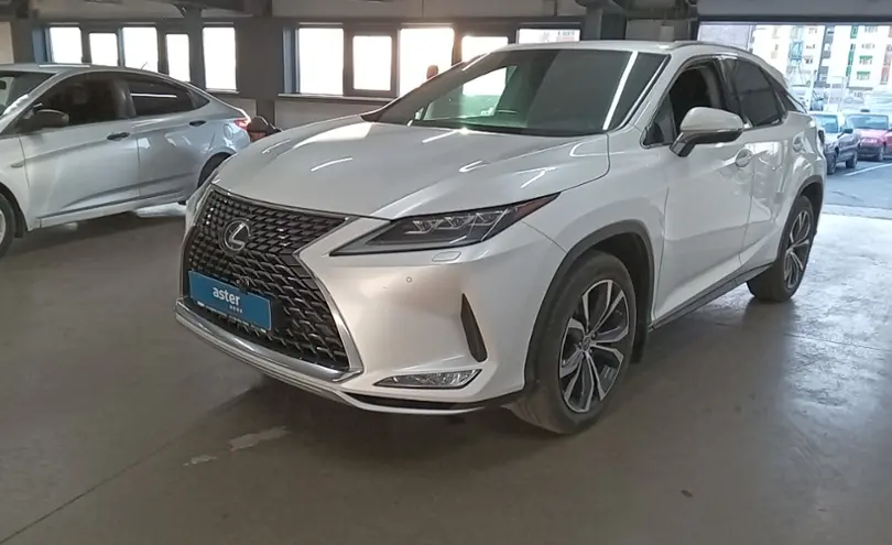 Lexus RX 2019 года за 20 000 000 тг. в Астана