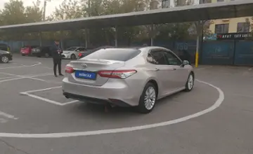 Toyota Camry 2019 года за 12 000 000 тг. в Алматы фото 3