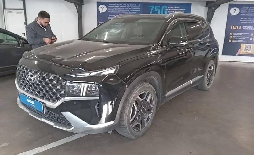 Hyundai Santa Fe 2022 года за 16 200 000 тг. в Астана