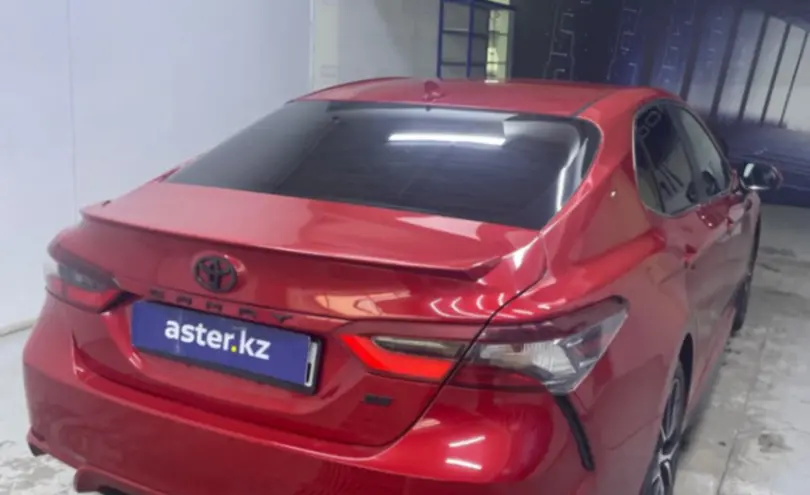 Toyota Camry 2021 года за 13 000 000 тг. в Павлодар фото 5