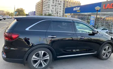 Kia Sorento 2018 года за 14 500 000 тг. в Алматы фото 3