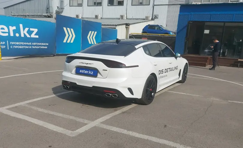 Kia Stinger 2022 года за 19 000 000 тг. в Алматы фото 3