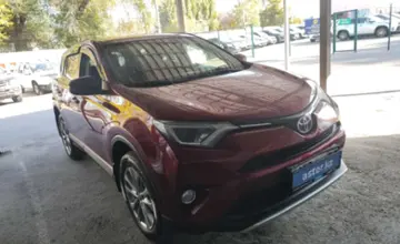 Toyota RAV4 2018 года за 14 000 000 тг. в Алматы фото 3