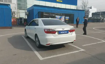 Toyota Camry 2016 года за 13 000 000 тг. в Алматы фото 4