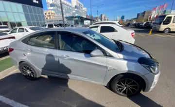 Hyundai Solaris 2015 года за 5 500 000 тг. в Астана фото 4