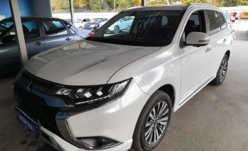 Mitsubishi Outlander 2022 года за 10 500 000 тг. в Алматы