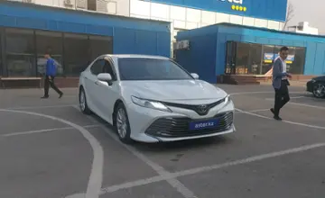 Toyota Camry 2019 года за 13 000 000 тг. в Алматы фото 2