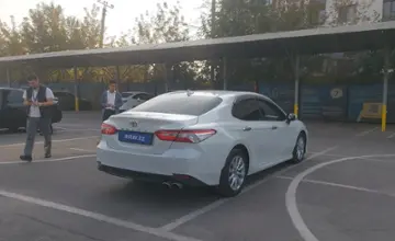 Toyota Camry 2019 года за 13 000 000 тг. в Алматы фото 3