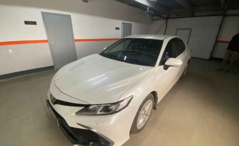 Toyota Camry 2021 года за 15 000 000 тг. в Уральск