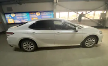 Toyota Camry 2021 года за 15 000 000 тг. в Уральск фото 4