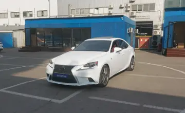 Lexus IS 2016 года за 13 200 000 тг. в Алматы фото 1