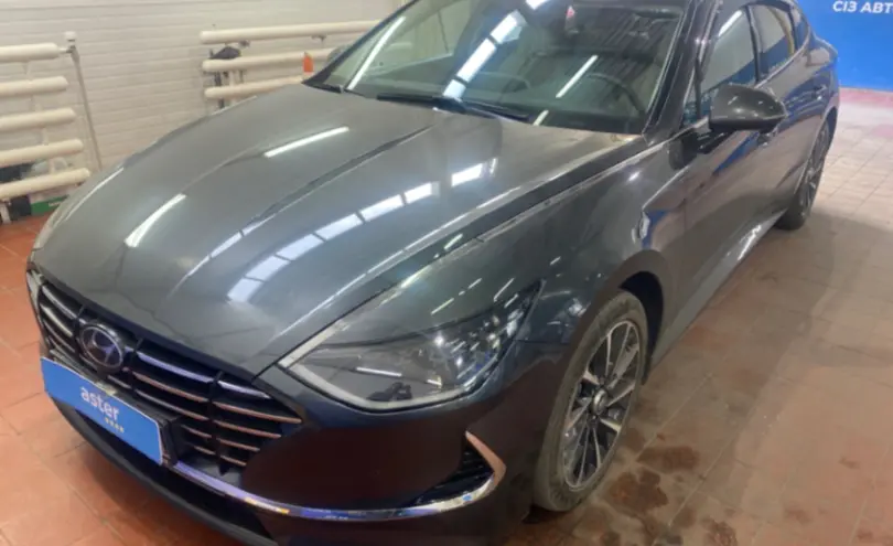 Hyundai Sonata 2023 года за 14 100 000 тг. в Астана