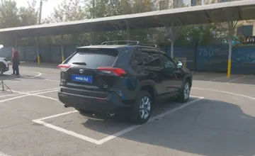 Toyota RAV4 2020 года за 15 000 000 тг. в Алматы фото 3