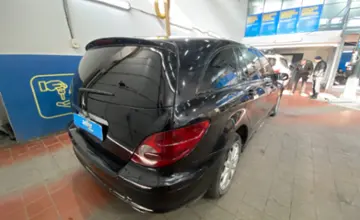 Mercedes-Benz R-Класс 2006 года за 4 700 000 тг. в Астана