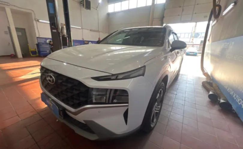 Hyundai Santa Fe 2021 года за 13 500 000 тг. в Астана