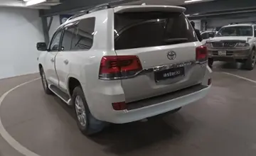 Toyota Land Cruiser 2019 года за 32 000 000 тг. в Астана фото 4