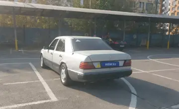 Mercedes-Benz W124 1993 года за 1 000 000 тг. в Алматы фото 4