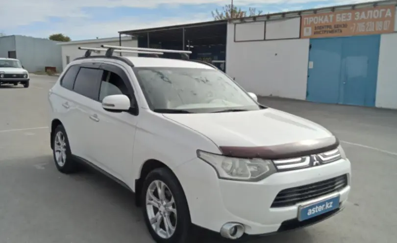 Mitsubishi Outlander 2013 года за 8 000 000 тг. в Актау фото 3