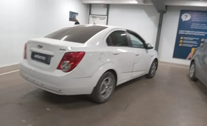 Chevrolet Aveo 2014 года за 2 400 000 тг. в Астана фото 3