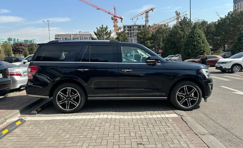 Ford Expedition 2021 года за 35 000 000 тг. в Алматы фото 4