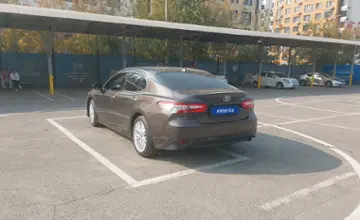 Toyota Camry 2020 года за 13 000 000 тг. в Алматы фото 4