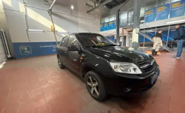 LADA (ВАЗ) Granta 2014 года за 2 650 000 тг. в Астана фото 3